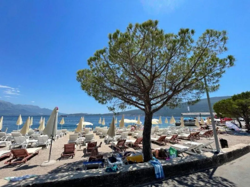 Prodaja, jednosoban stan, 39m², Baošići, Herceg Novi