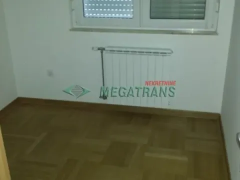 Izdavanje, četvorosoban stan, 125m², Telep, Novi Sad Sve Podlokacije - image 9