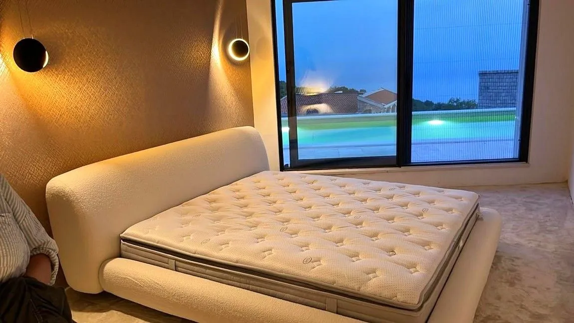 Sale, house, 300m², Kuljače, Budva