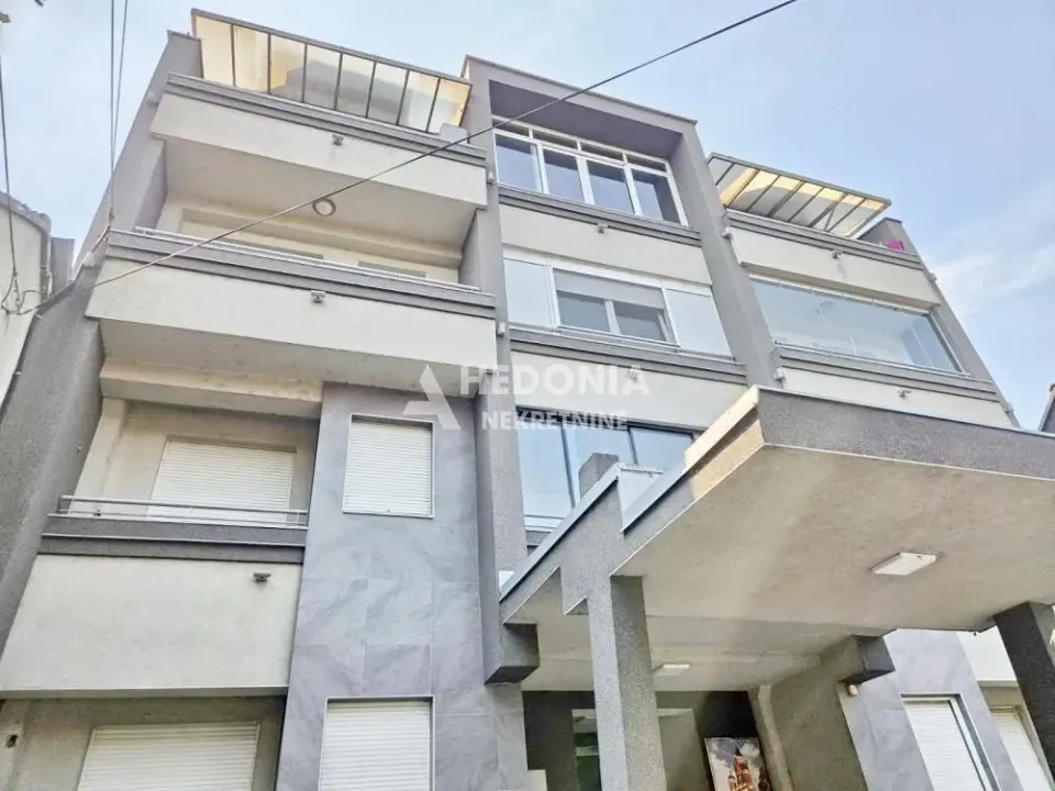 Prodaja, jednosoban stan, 45m², Zemun Cara Dušana, Zemun Sve Podlokacije