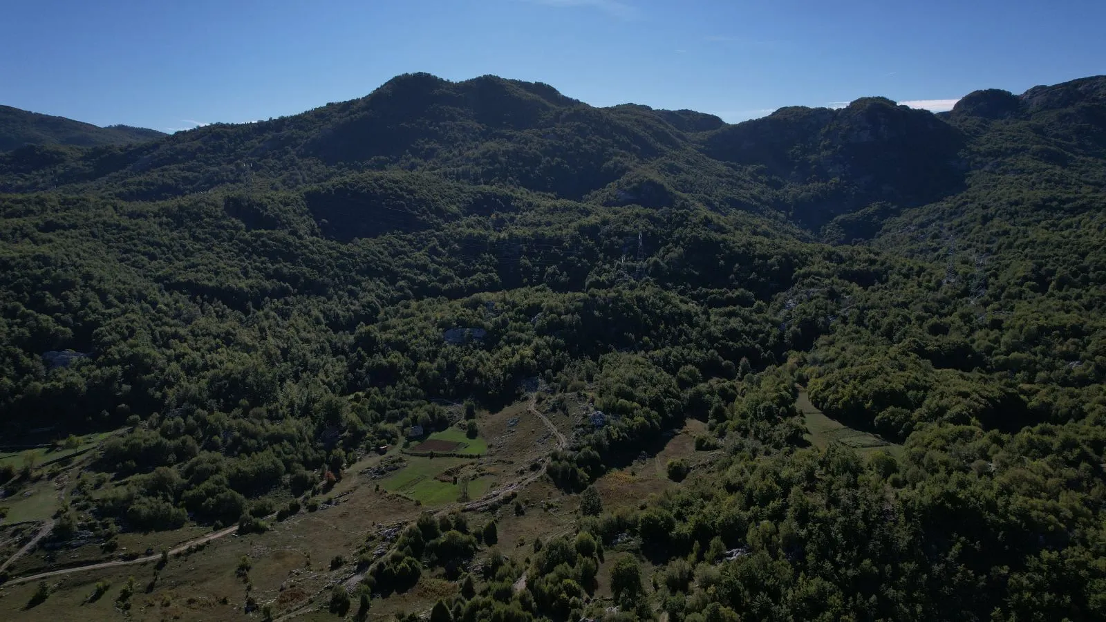 Prodaja, plac, 136850m², Cetinje, Crna Gora