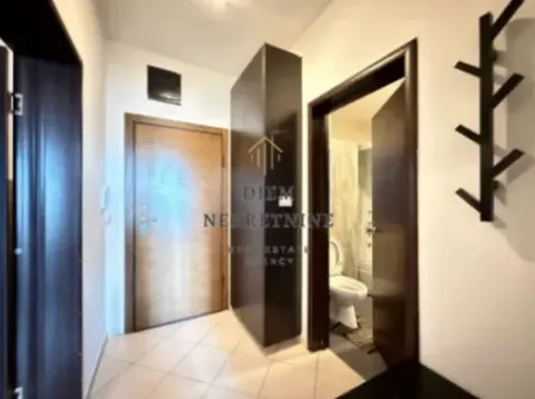 Prodaja, jednosoban stan, 50m², City Kvart, Podgorica - image 4