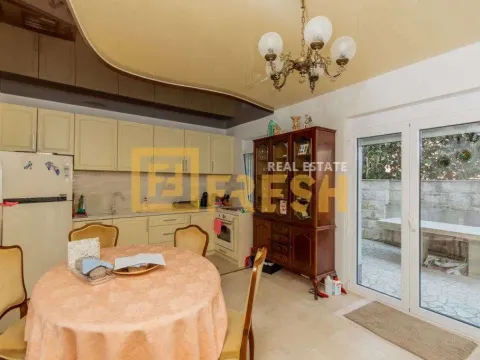 Prodaja, kuća, 200m², Herceg Novi, Crna Gora - image 23