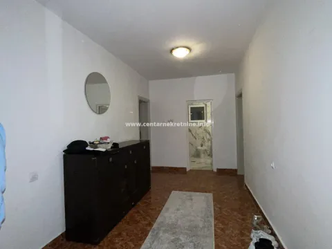 Prodaja, kuća, 280m², Podgorica, Crna Gora - image 5