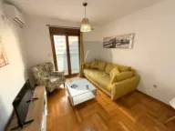 Izdavanje, jednosoban stan, 45m², Stari Aerodrom, Podgorica - image 1