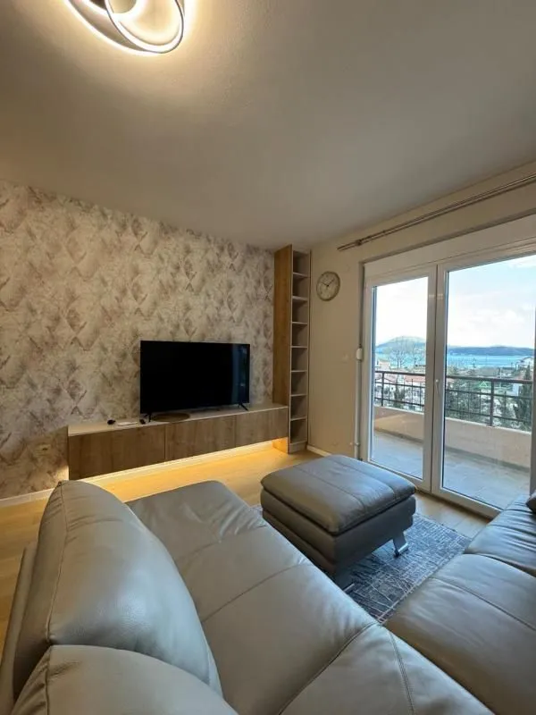 Prodaja, trosoban stan, 84m², Igalo, Herceg Novi