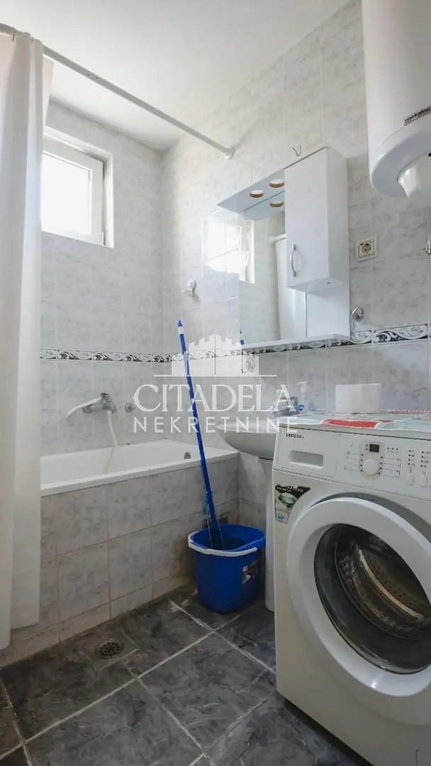 Sale, two bedroom apartment, 84m², Altina, Beograd