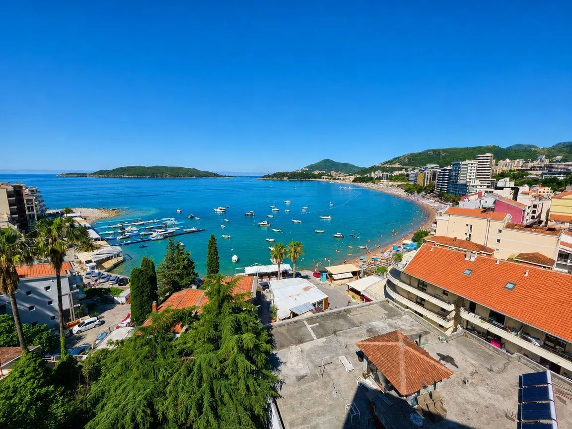 Sale, one bedroom apartment, 45m², Rafailovići, Budva