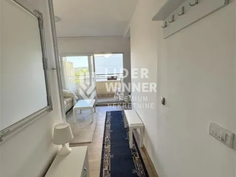 Rent, two bedroom apartment, 46m², Stari Grad, Beograd - image 2