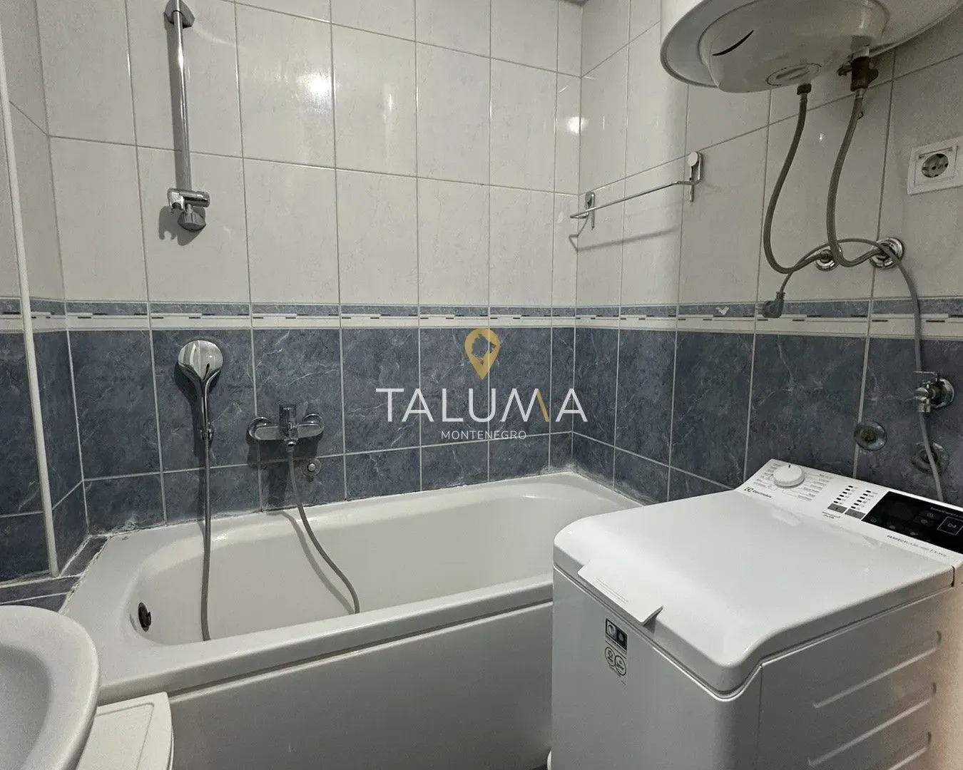Rent, two bedroom apartment, 60m², Blok 9, Podgorica