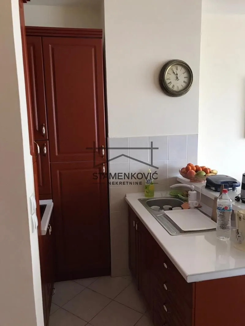 Prodaja, četvorosoban stan, 148m², Centar, Novi Sad