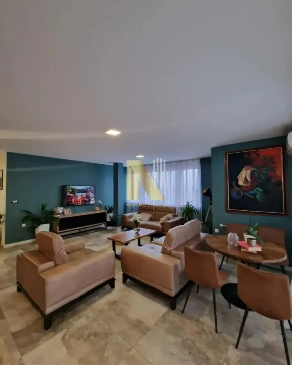 Prodaja, četvorosoban stan, 145m², Telep, Novi Sad Sve Podlokacije