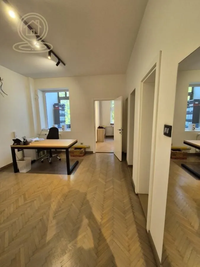 Rent, office space, 70m², Autokomanda, Voždovac Sve Podlokacije