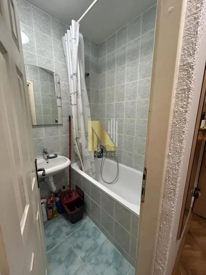 Prodaja, jednosoban stan, 44m², Grbavica, Novi Sad Sve Podlokacije