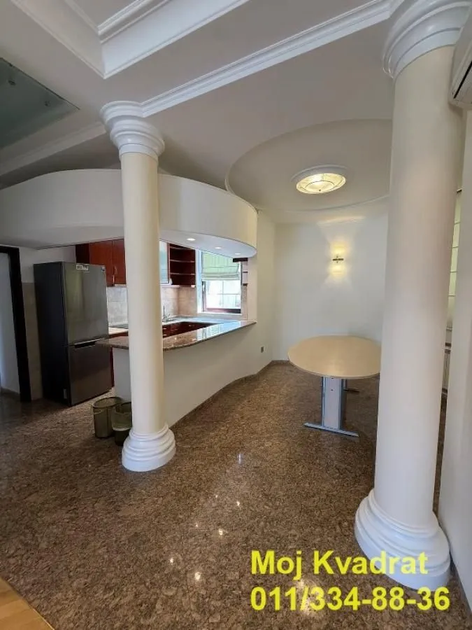 Rent, house, 312m², Voždovac Sve Podlokacije, Beograd