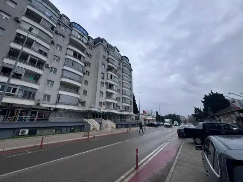 Sale, office space, 43m², Pobrežje, Podgorica - image 5