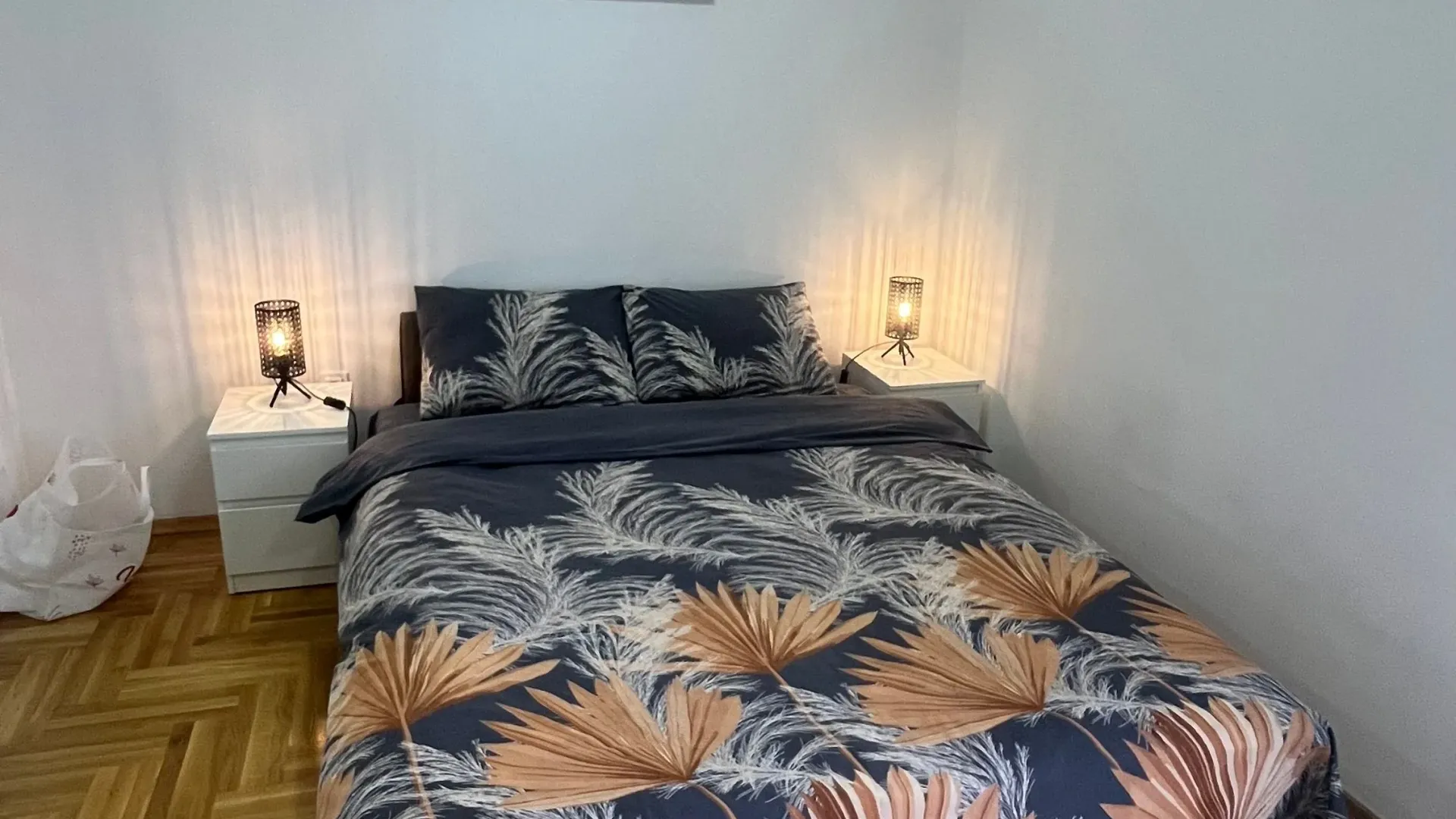 Stan-na-dan, jednosoban stan, 25m², Centar, Cetinje