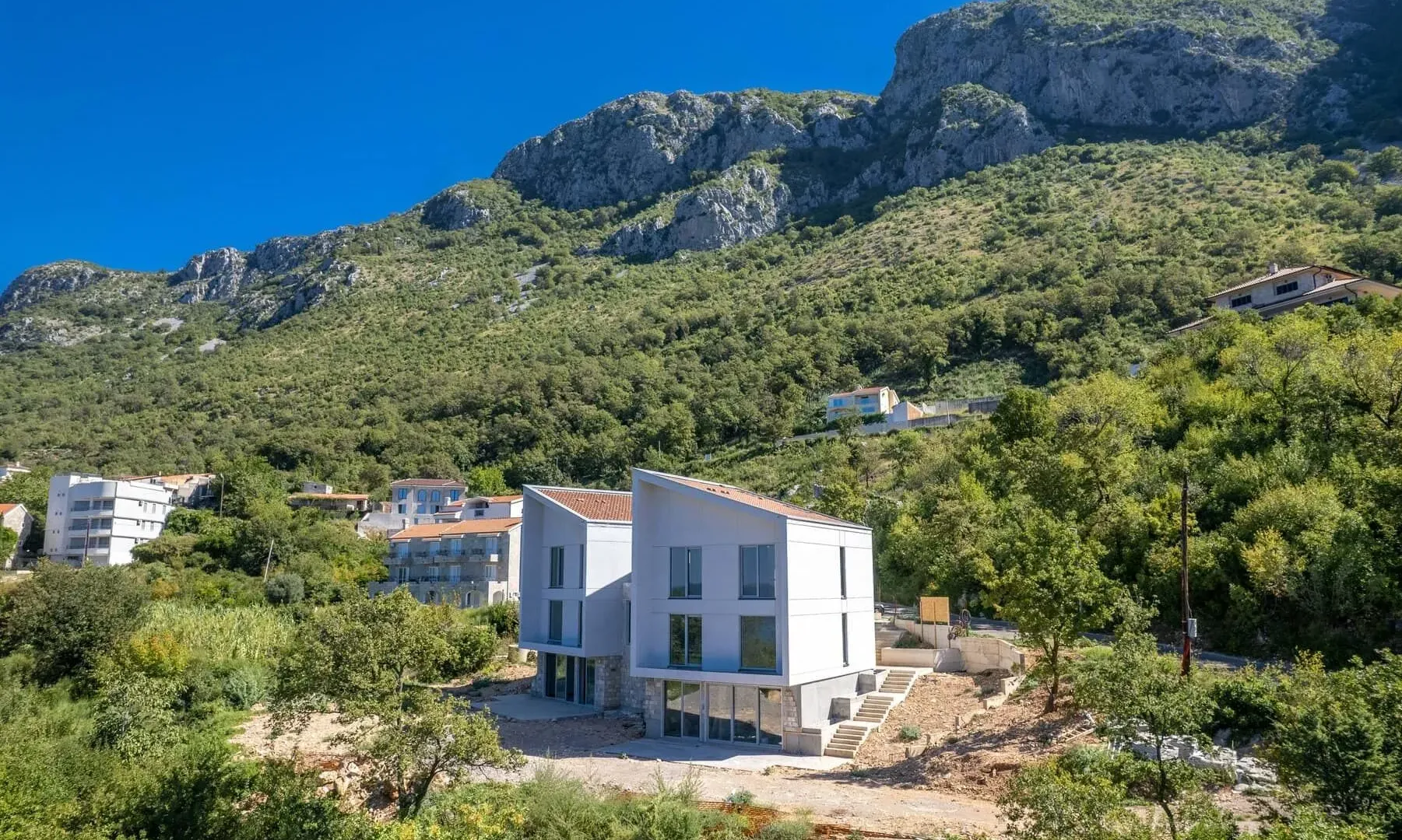 Sale, house, 400m², Tudorovići, Budva