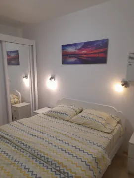 Rent, two bedroom apartment, 70m², Kalimanj, Tivat - image 7
