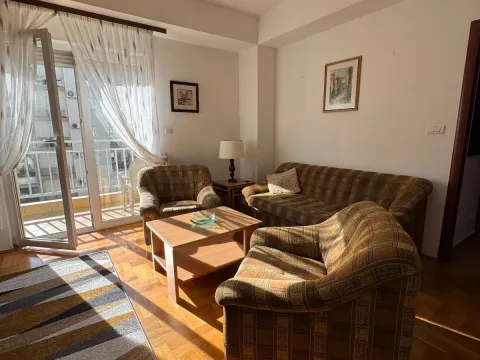 Rent, two bedroom apartment, 62m², Blok 9, Podgorica - image 14