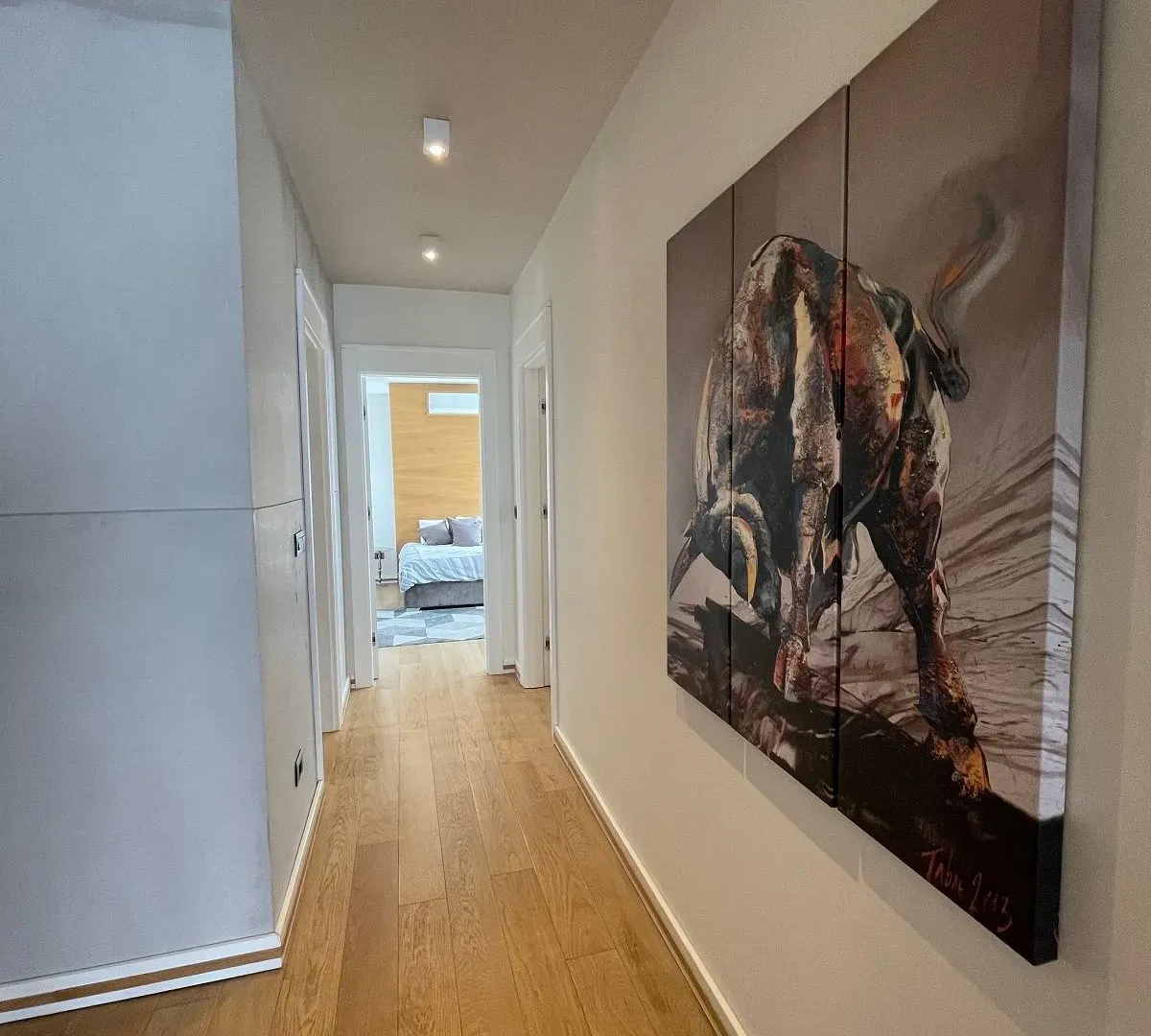 Izdavanje, trosoban stan, 100m², Crveni Krst, Beograd