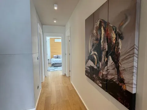 Izdavanje, trosoban stan, 100m², Crveni Krst, Beograd - image 9