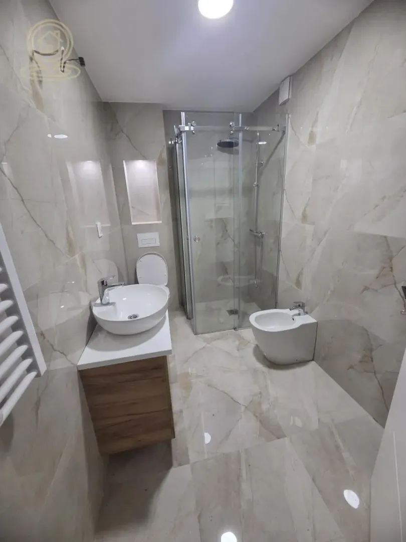 Prodaja, četvorosoban stan, 88m², Medijana, Niš