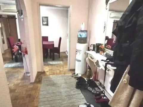 Prodaja, četvorosoban stan, 86m², Uciteljsko Naselje, Zvezdara Sve Podlokacije - image 12