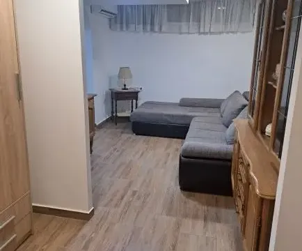 Rent, studio apartment, 28m², Podgorica, Crna Gora