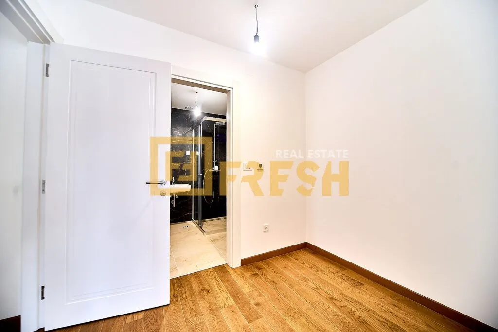 Prodaja, trosoban stan, 110m², Tološi, Podgorica