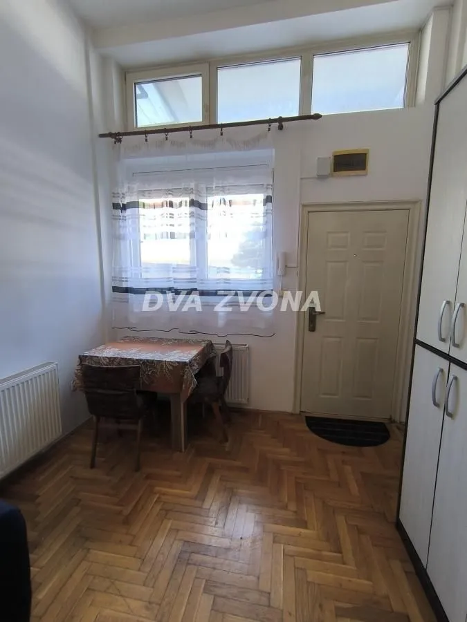 Izdavanje, garsonjera, 23m², Novi Sad, Srbija
