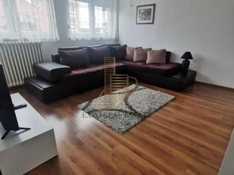 Stan in Novi Beograd Blok 4