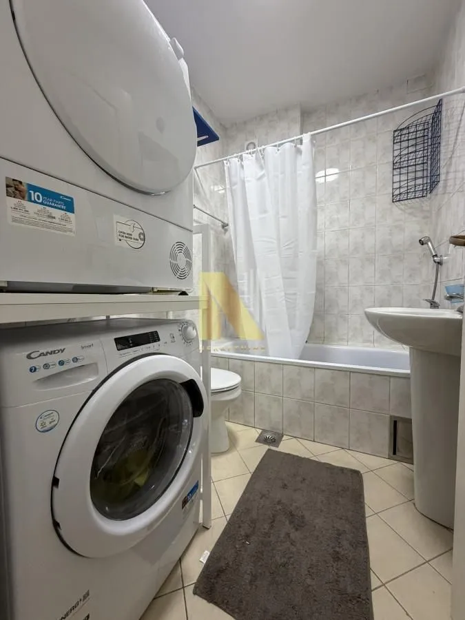 Izdavanje, jednosoban stan, 39m², Novo naselje, Novi Sad