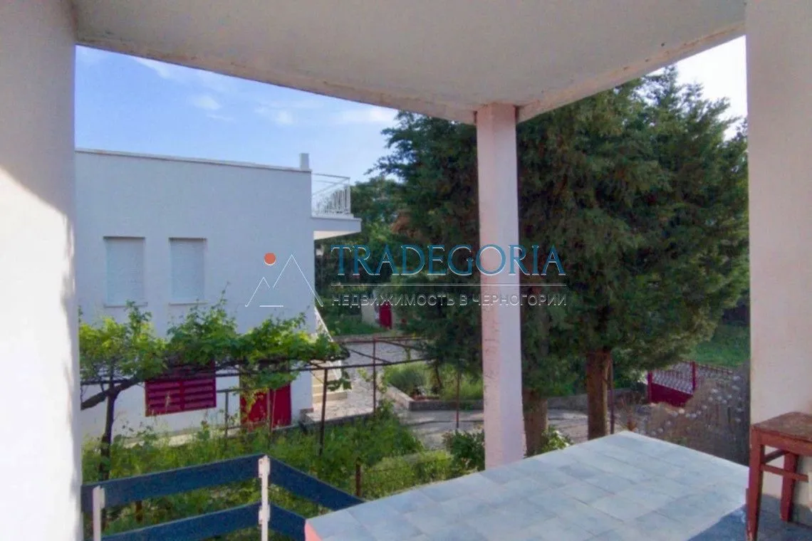 Prodaja, kuća, 200m², Dobra Voda, Bar