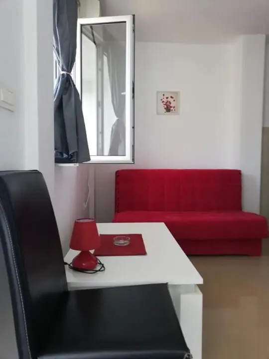 Rent, studio apartment, 35m², Bečići, Budva