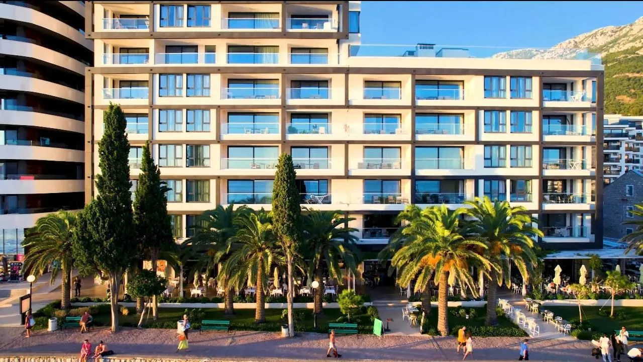 Prodaja, dvosoban stan, 107m², Rafailovići, Budva