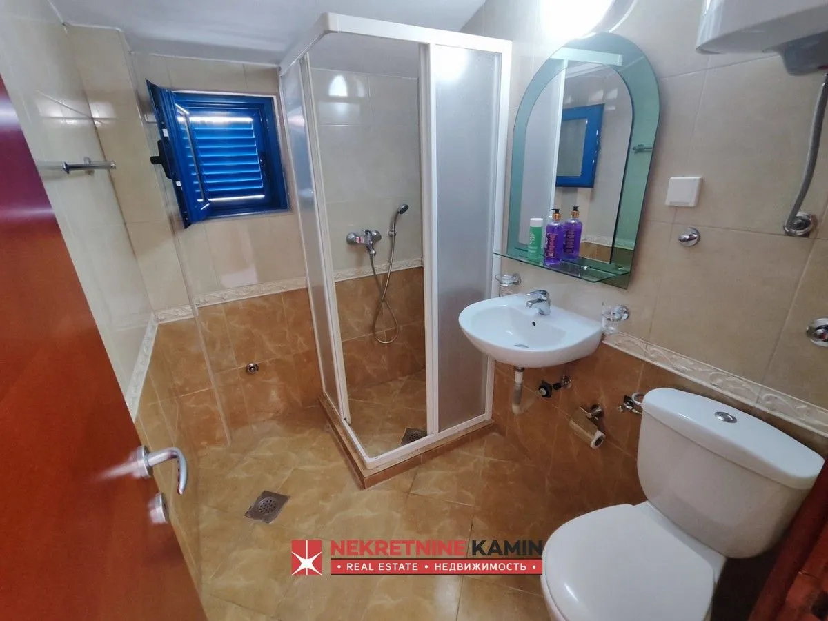 Prodaja, kuća, 178m², Mainski Put, Budva