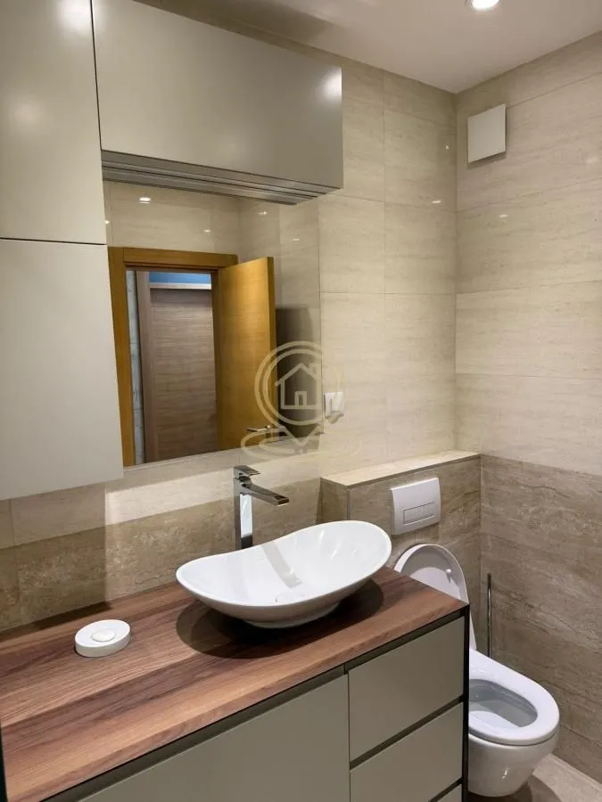Rent, three bedroom apartment, 61m², Gundulićev Venac, Beograd