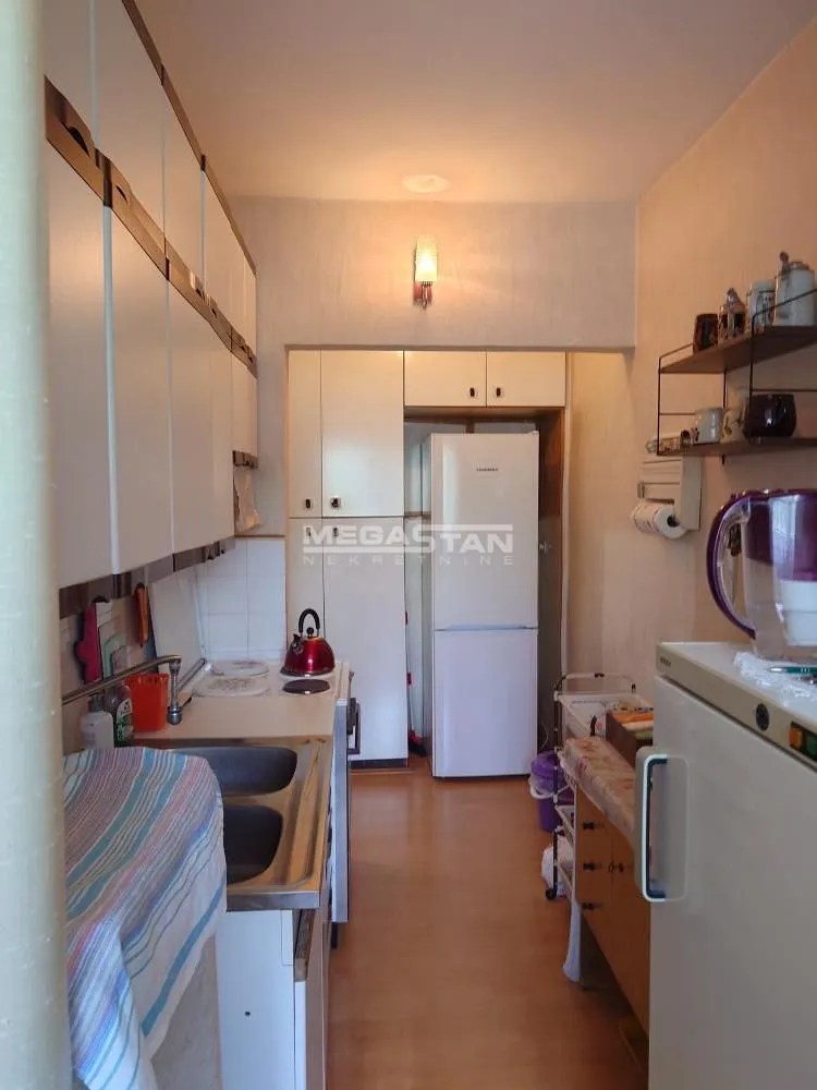 Sale, three bedroom apartment, 93m², Novi Beograd Blok 28, Novi Beograd Sve Podlokacije
