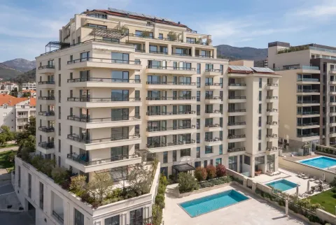 Prodaja, jednosoban stan, 27m², Bečići, Budva - image 9