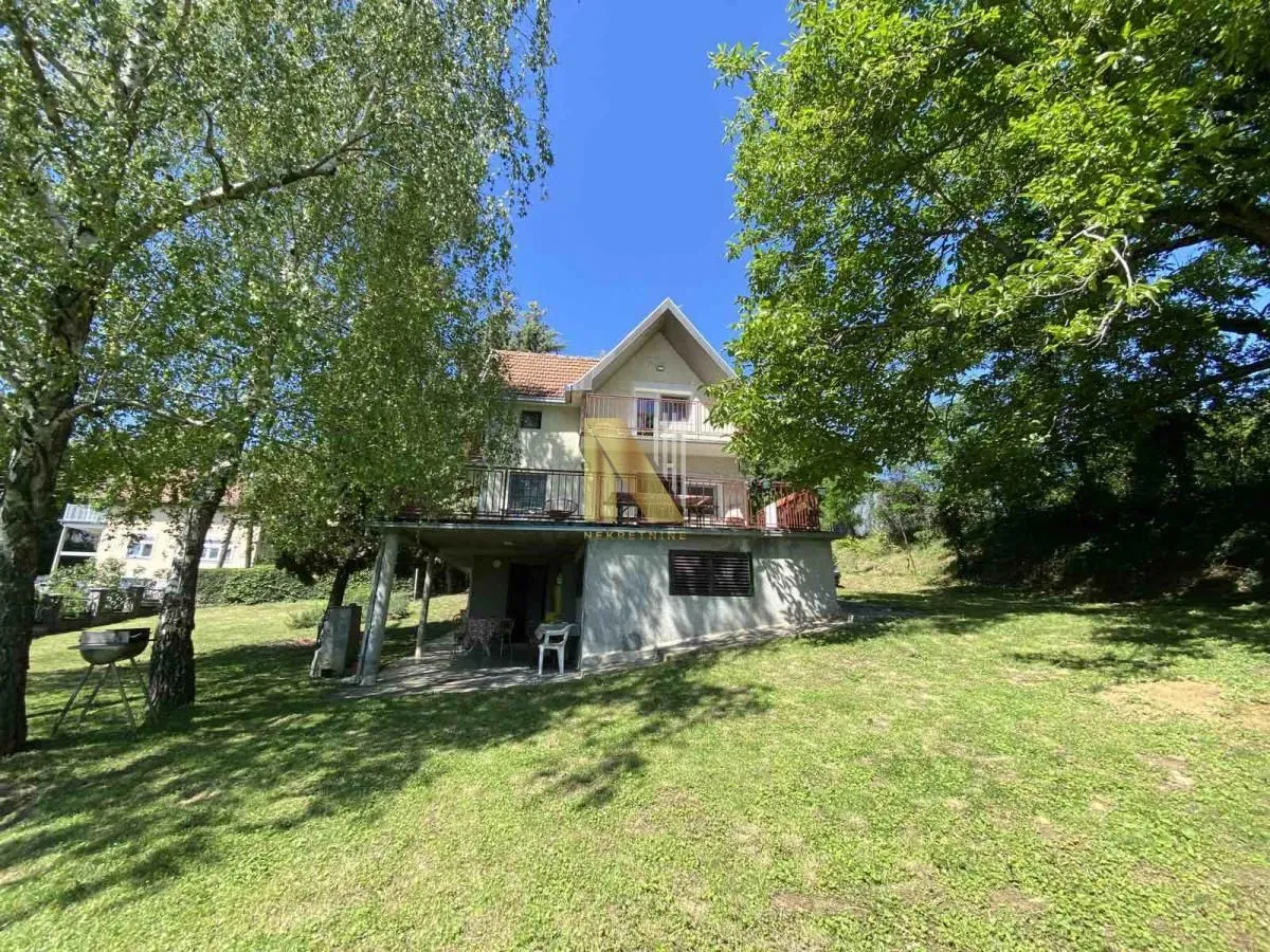 Prodaja, kuća, 160m², Sremska Kamenica, Petrovaradin
