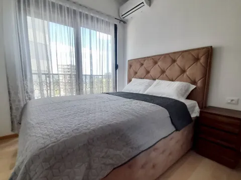 Izdavanje, dvosoban stan, 56m², Bečići, Budva - image 2