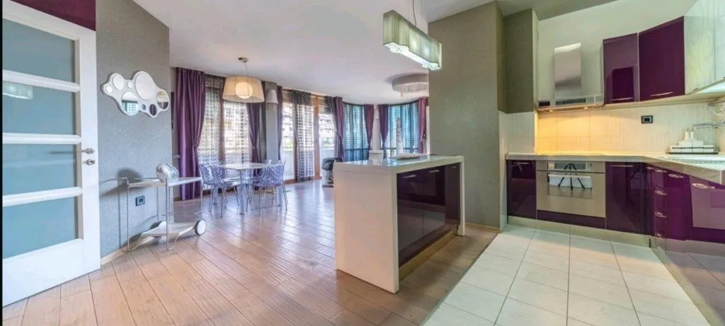 Prodaja, trosoban stan, 133m², Preko Morače, Podgorica
