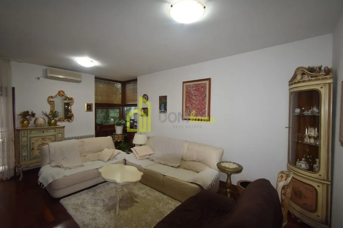 Rent, three bedroom apartment, 100m², Gorica C, Podgorica