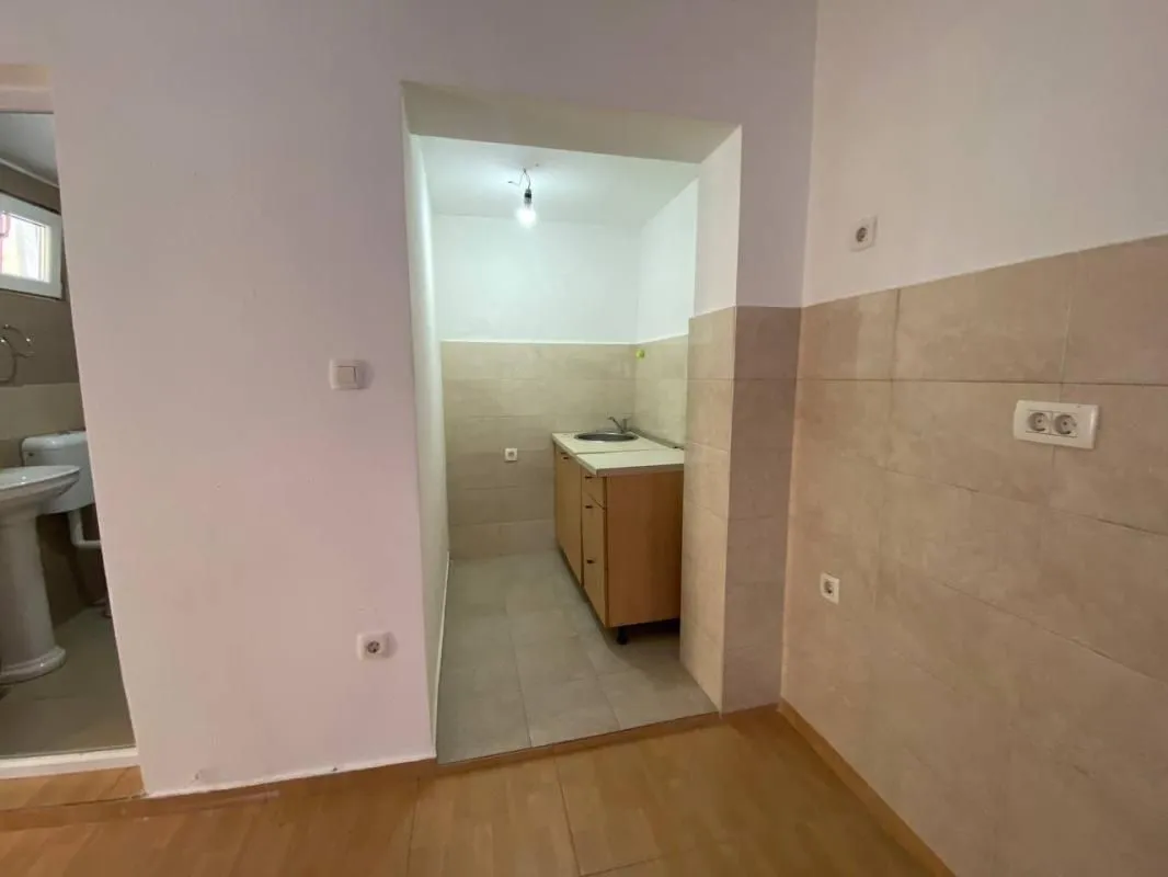 Sale, office space, 27m², Gorica C, Podgorica