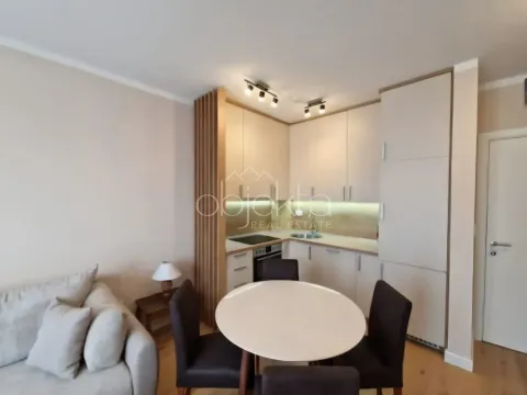 Izdavanje, stan, 44m², Tivat, Crna Gora - image 3