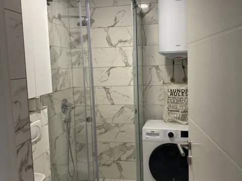 Rent, studio apartment, 35m², Tološi, Podgorica - image 2