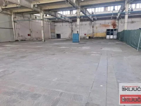 Izdavanje, poslovni prostor, 1300m², Salajka, Novi Sad Sve Podlokacije - image 3