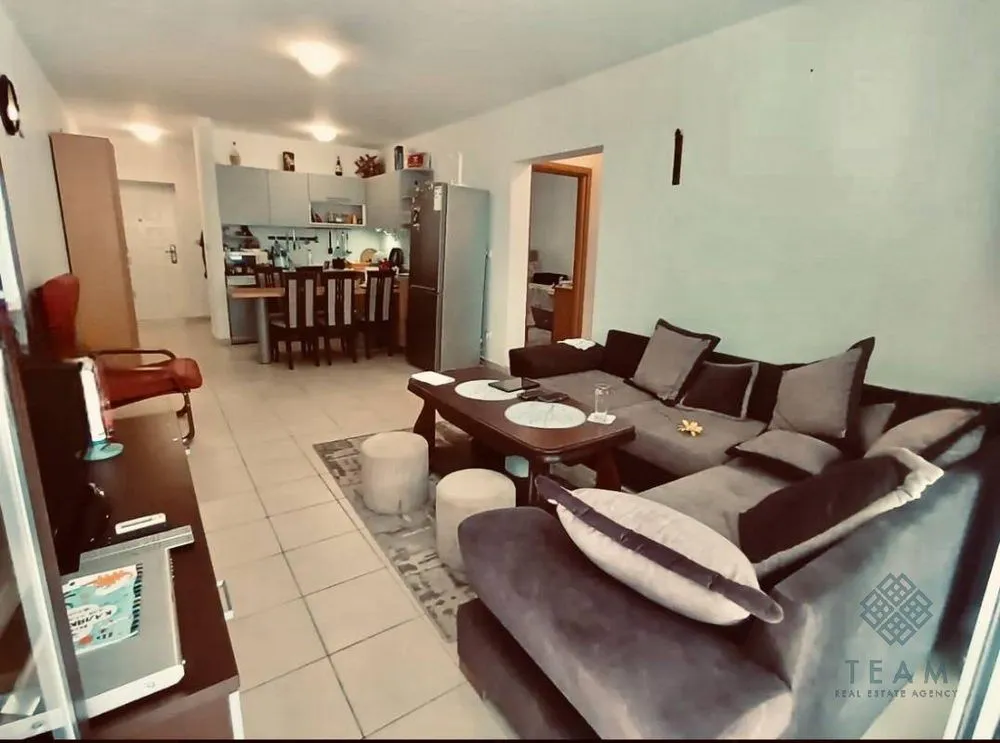 Prodaja, trosoban stan, 72m², Petrovac, Budva