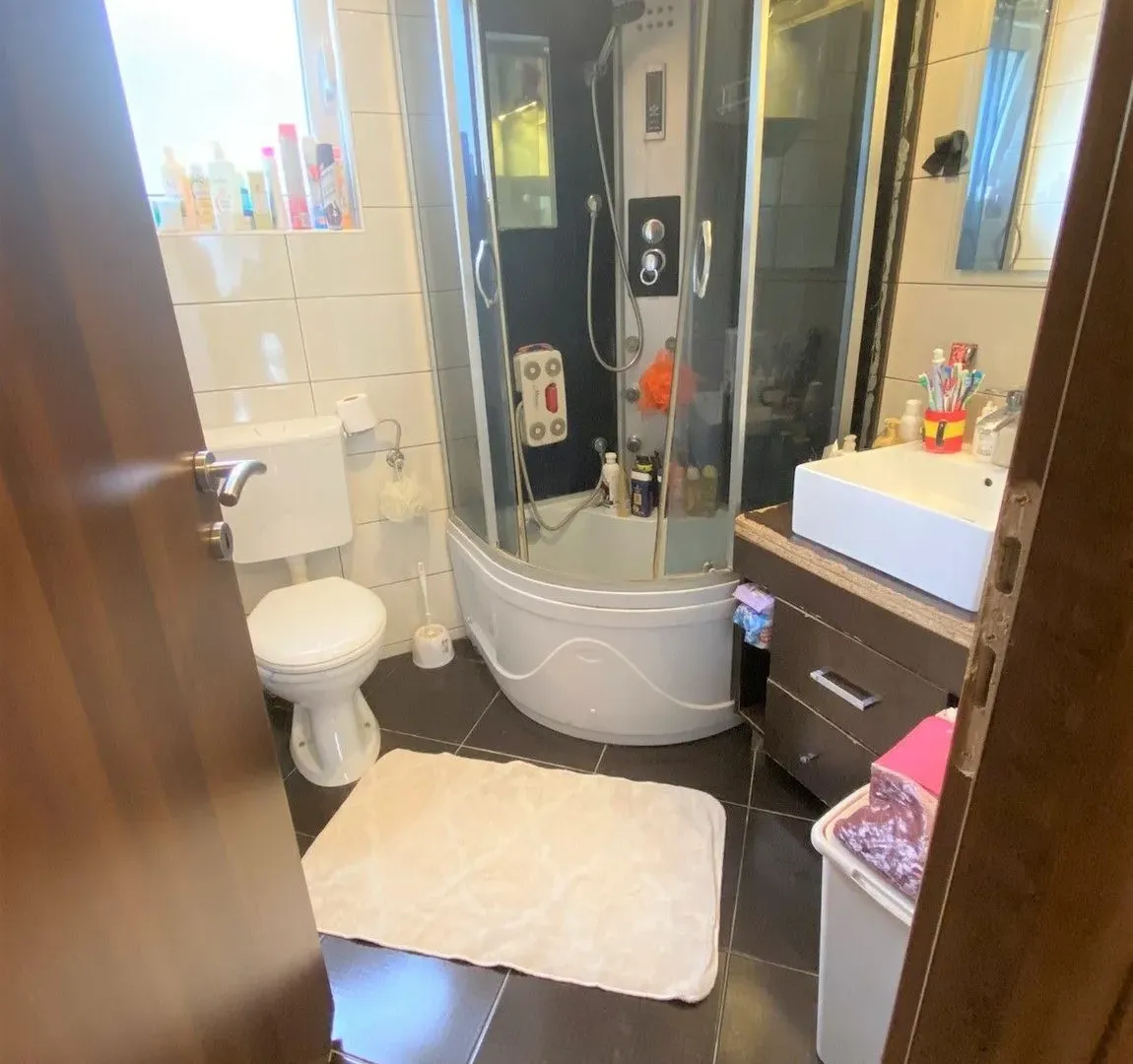 Prodaja, dvosoban stan, 80m², Kavač, Kotor